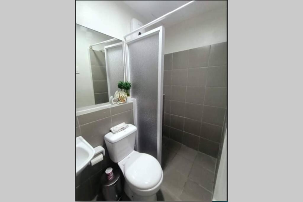 Condo Unit In Camella Manors Bacolod Ngoại thất bức ảnh